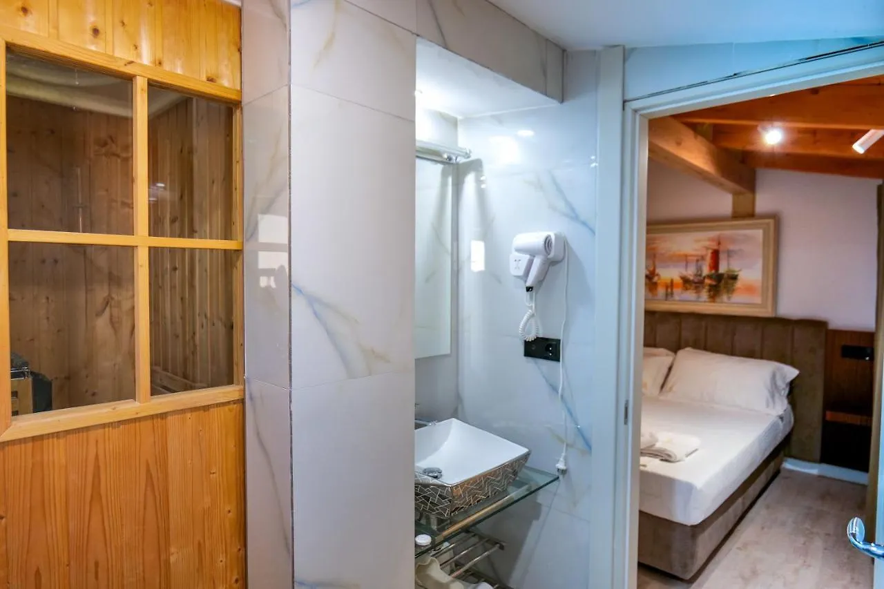 Hotel Semajo Vlore 3*,  Albania